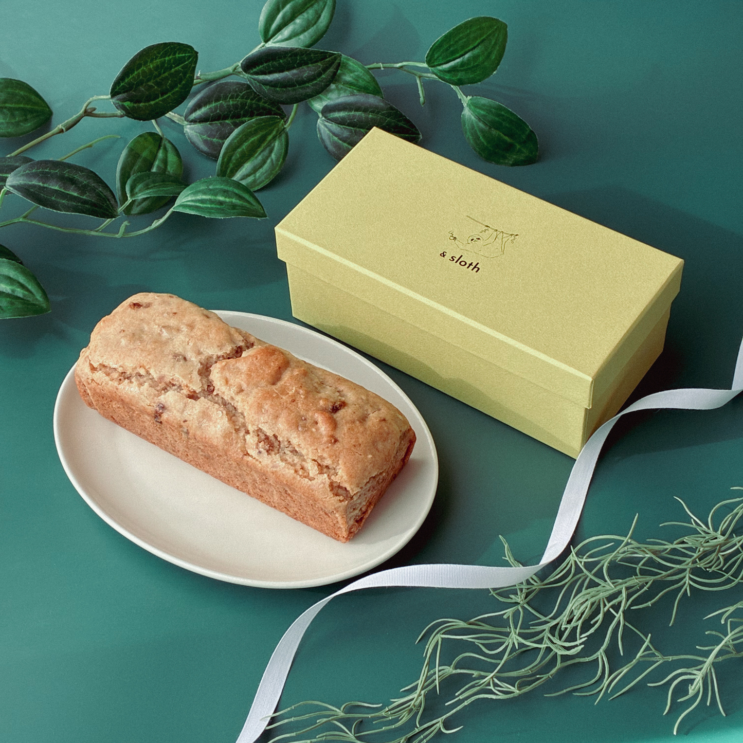 パウンドケーキ　いちじく＆ヘーゼルナッツ　ホール